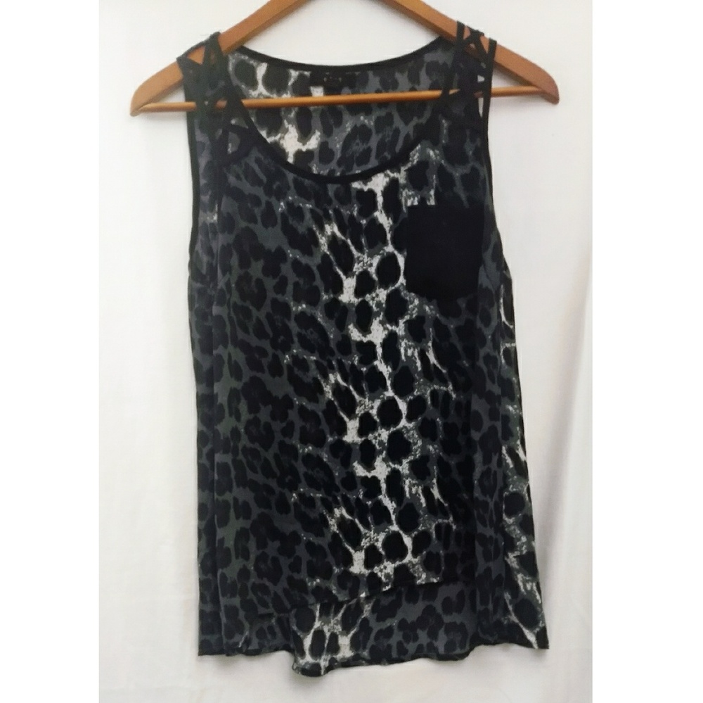 Edge blouse